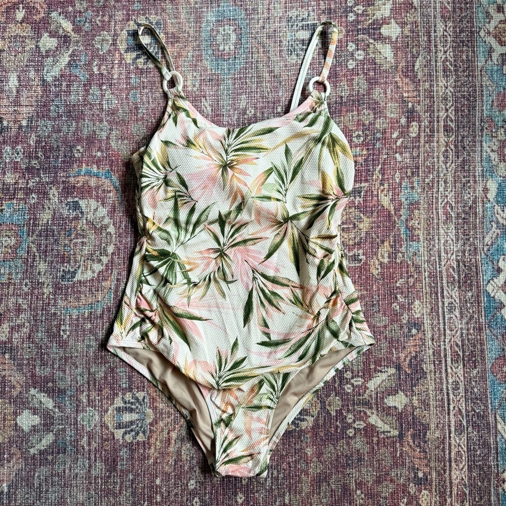 Shade and Shore Women’s Large Tropical Leaf Print Swimsuit